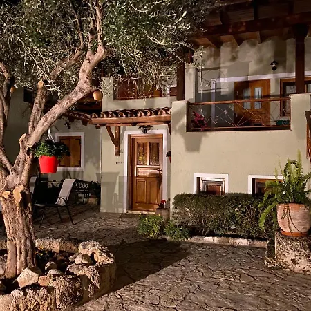 Pegasus House Guest house Corinth