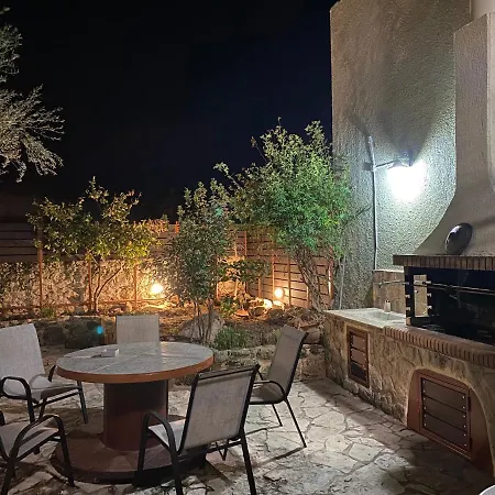Guest house Pegasus House Corinth